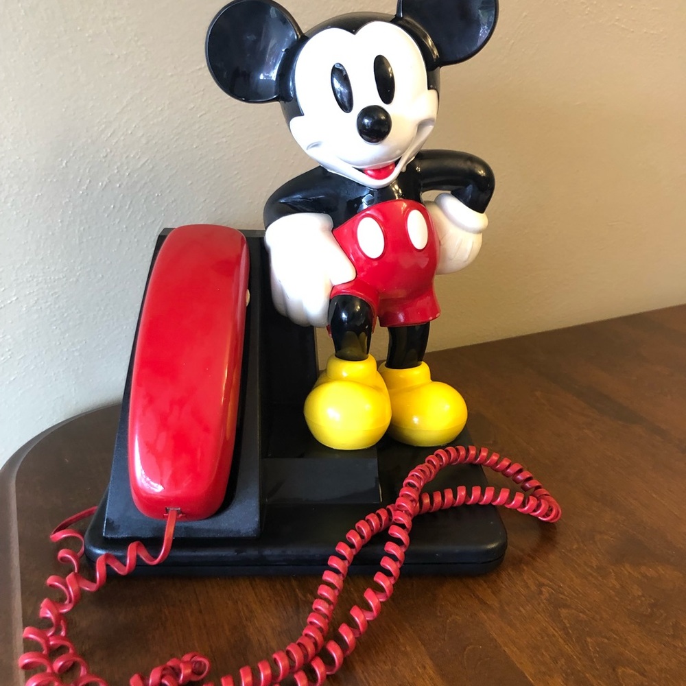 Mickey Mouse Phone! 1993 AT&T 210 still works and almost like new!